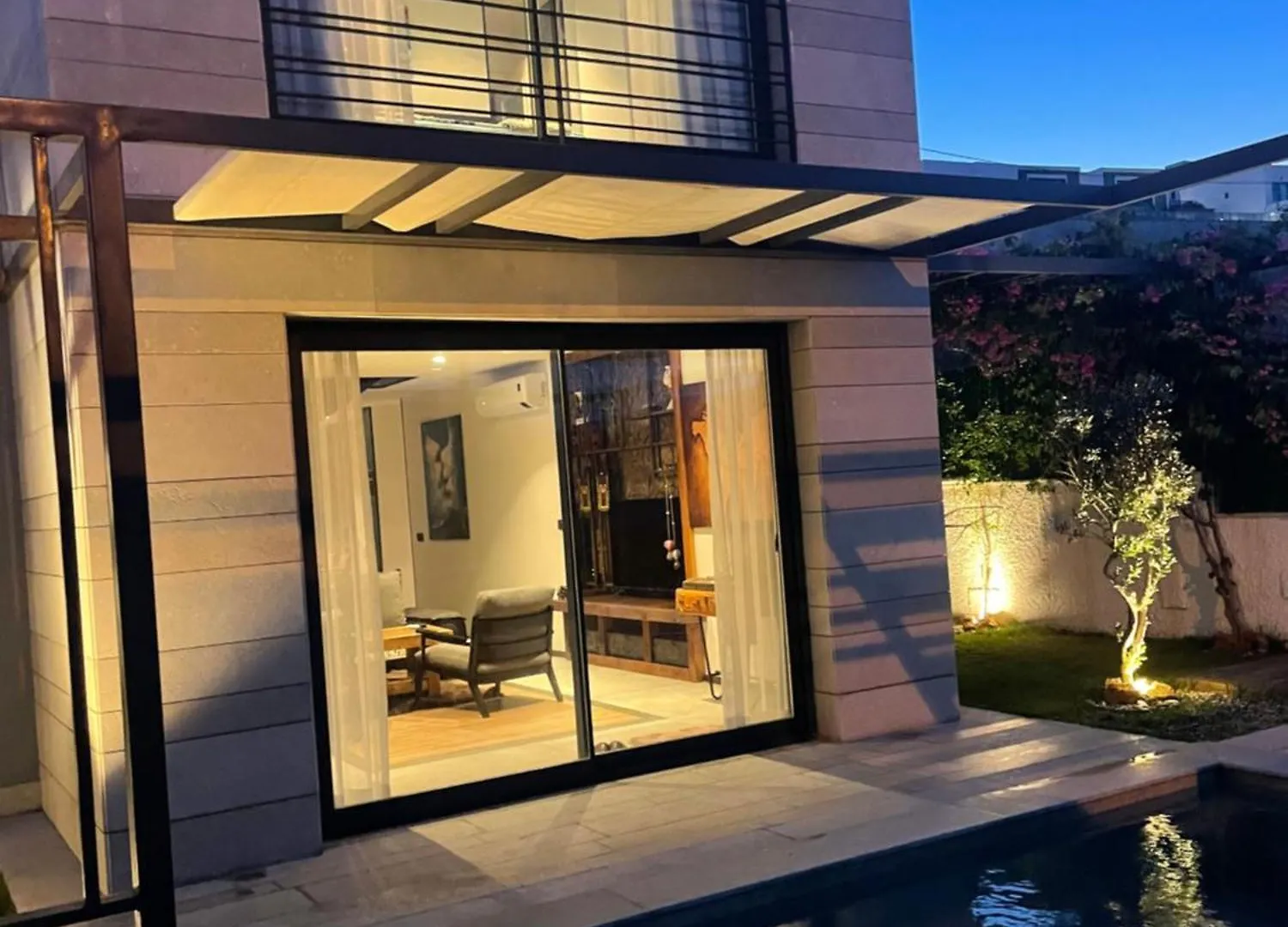 Havuzlu Ve Jakuzuli Lueks Villa بودروم تركيا